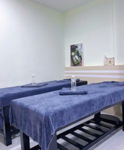 Various massage rooms available, for individuals or couples.